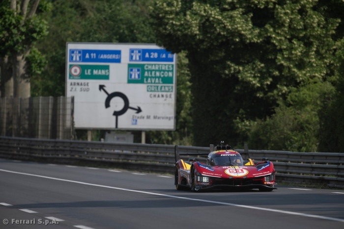 Ferrari 499Ps in action at Le Mans Test Day