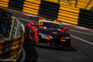 Han Lichao on Pole for GT Cup (GT4)