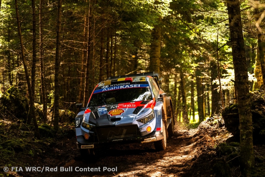 Neuville and Ogier set for Acropolis showdown