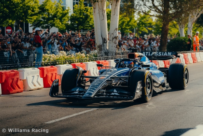 Carlos Sainz and Williams Racing first ever F1 outing at Madring Circuit