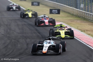 Le&oacute;n keeps Maini and C&acirc;mara at bay to win in Budapest