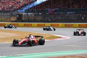 Leclerc paints Silverstone red