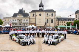 Team Peugeot - A Studious Day for the 24Hours of Le Mans