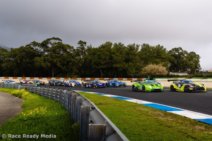 Domingo de festa e &agrave; antiga no Aut&oacute;dromo do Estoril