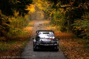 Evans targets title chance on Toyota’s home asphalt