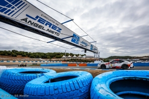 Supercars - Emoções até ao cair do pano em Jerez