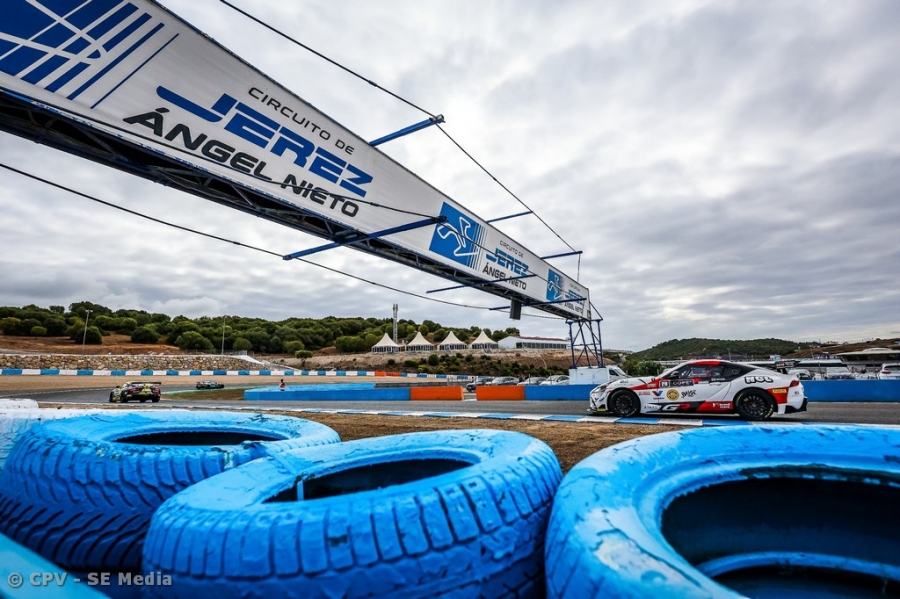 Supercars - Emoções até ao cair do pano em Jerez