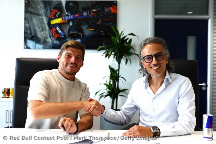 Max Verstappen re-signs with Red Bull Racing