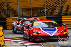 Fuoco takes pole at Macau for the FIA GT World Cup