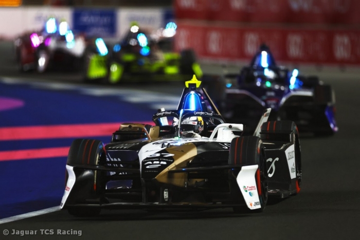 Nick Cassidy and Jaguar TCS Racing on the Top5 in Jeddah