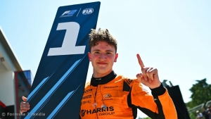 Alexander Dunne fights his way to second win of 2025