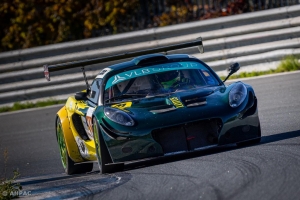 Francisco Gonçalves domina Super Legends no Estoril