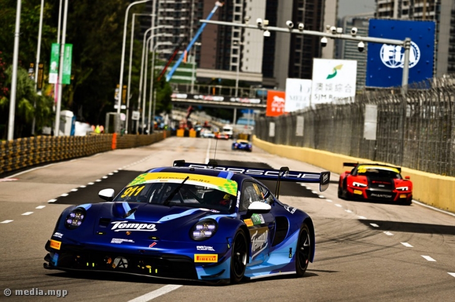 Picariello Tops Macau GT Cup Second Practice
