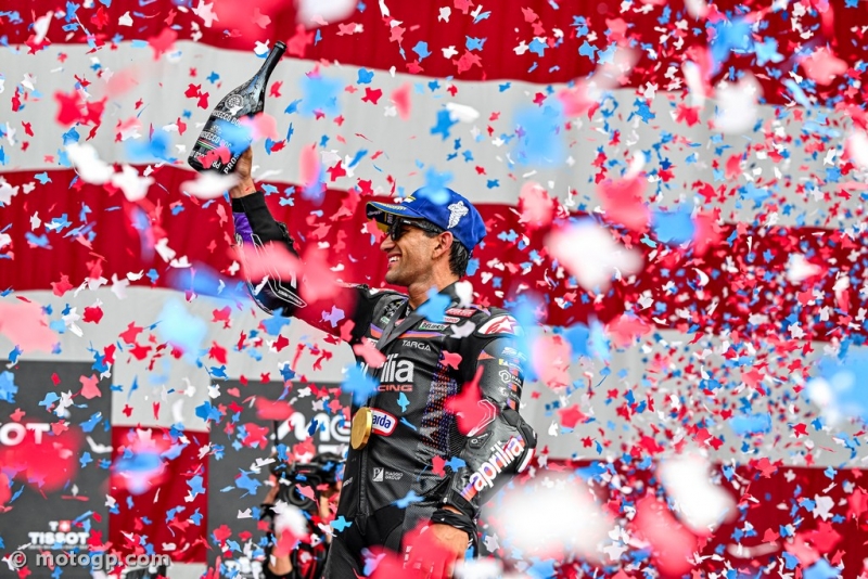 Martin steals stunning Sprint win in Texas