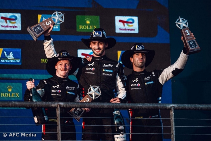 F&eacute;lix da Costa no p&oacute;dio do WEC em Austin