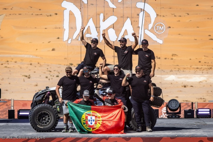 Alexandre Pinto com estreia de sonho no Dakar 2025