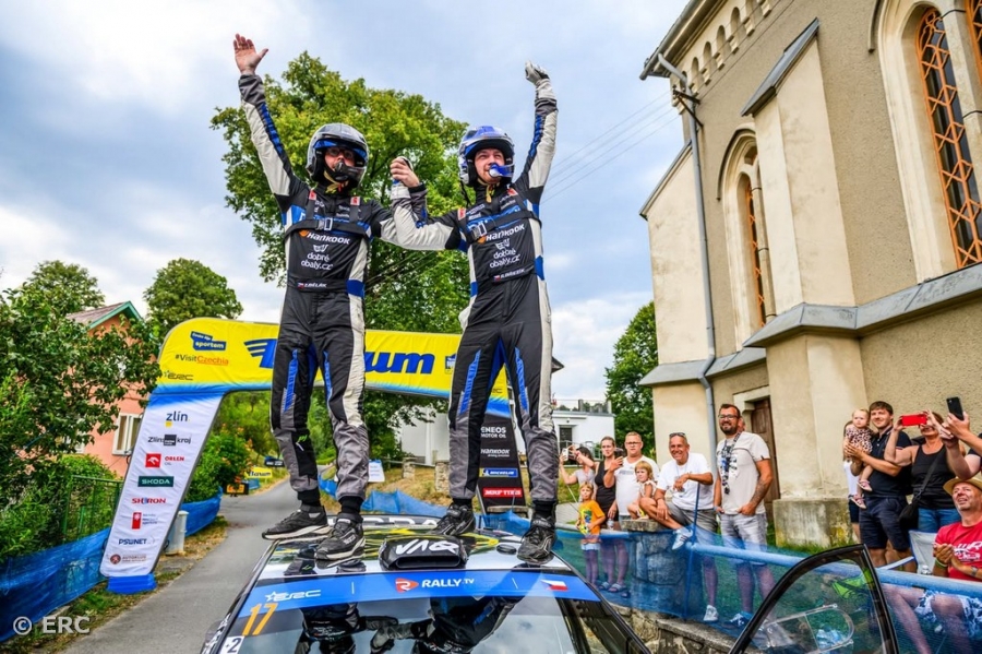 Barum Czech Rally Zl&iacute;n - Home hero Břez&iacute;k is best in ERC