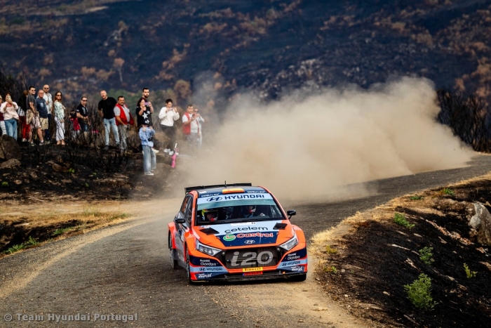 Dani Sordo na luta pelo título de campeões no Rallye Vidreiro