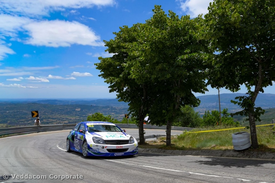 Jos&eacute; Pedro Gomes azarado na Serra da Estrela