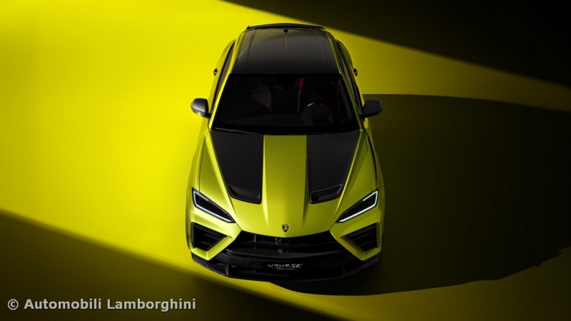 Lamborghini URUS SE Performante
