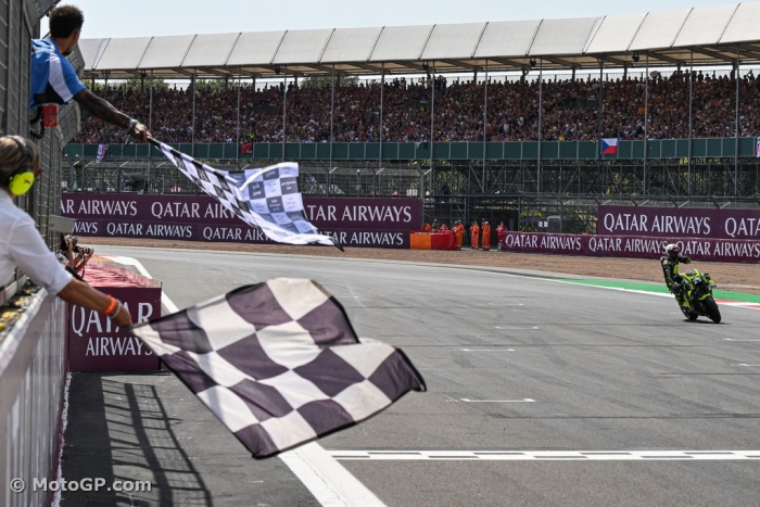 Flawless Fernandez flies to victory at Silverstone