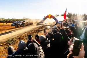 Chile triumph propels Ogier to WRC lead
