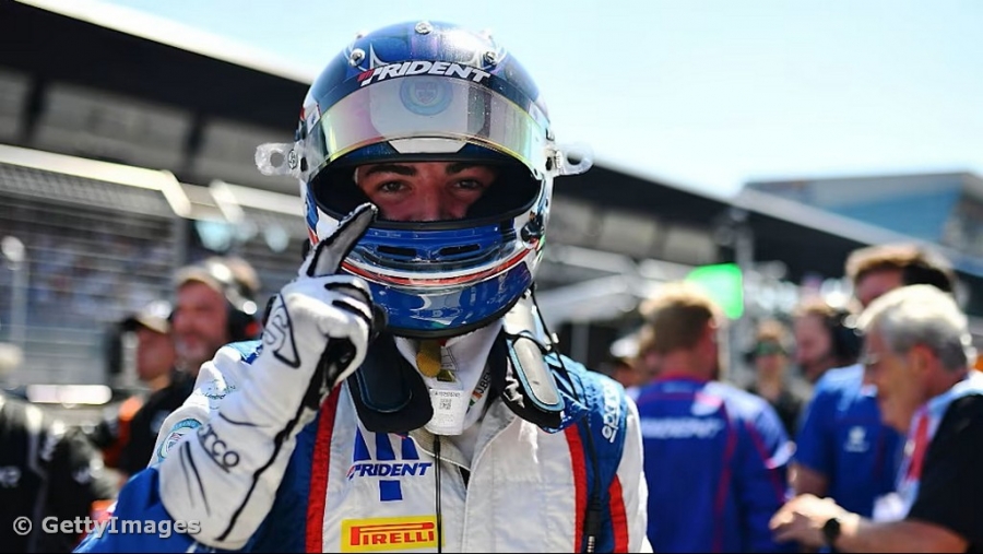 Bennett makes final lap overtake on Montoya for maiden victory
