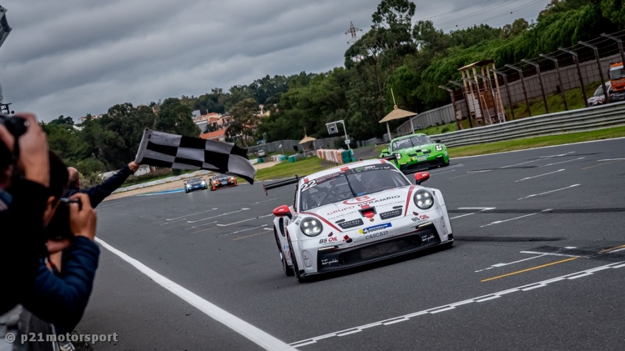 Borja García assina triunfo de luxo na Sprint Race 2