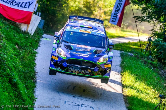 Armstrong in front, ERC title fight swings towards Marczyk