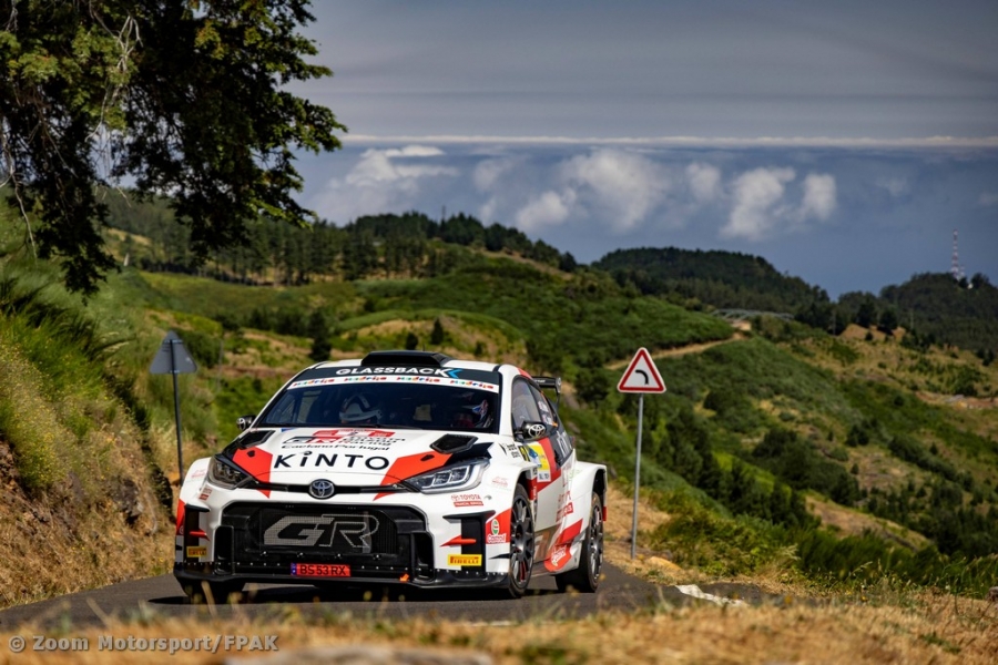Rali da Água: Kris Meeke parte em posição confortável