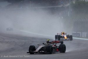 Audi F1 Team heads to Singapore