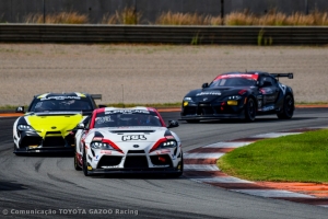 TGR Caetano Portugal vence nos GT4 Pro, em Valência