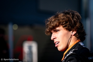 Ivan Domingues abandona em Monza
