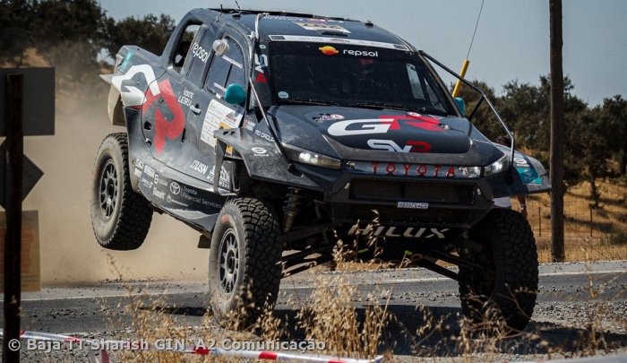 Jo&atilde;o Ferreira lidera (Ndr: e VENCE) a Baja TT Sharish Gin
