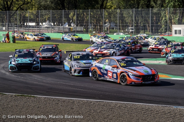Alex Ley wins TCR's Monza Race 2