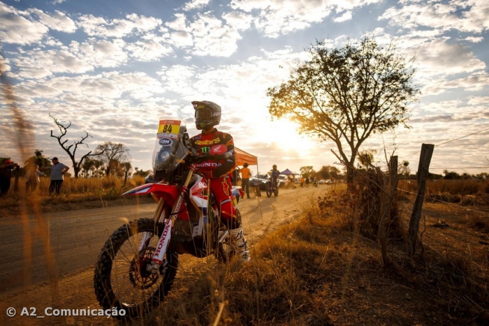 Martim Ventura no p&oacute;dio absoluto do Rally dos Sert&otilde;es