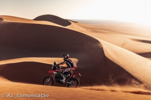 Martim Ventura no p&oacute;dio da categoria Rally2 do Dakar
