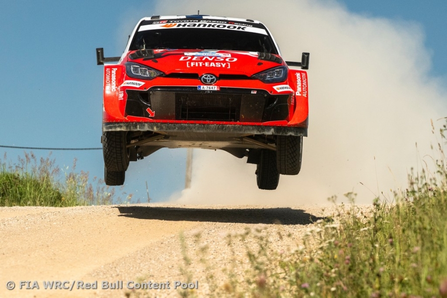 Pajari unstoppable after day of Estonian WRC dominance