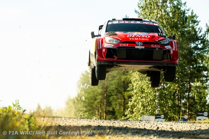 Ogier masters Friday chaos to lead Finland by 16.3sec