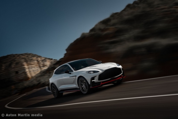 Aston Martin DBX S: Nova vers&atilde;o de topo do Super-SUV